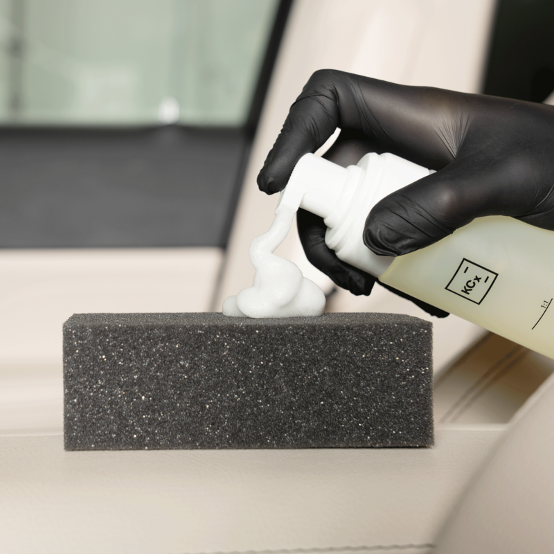 Leather Cleaner strong